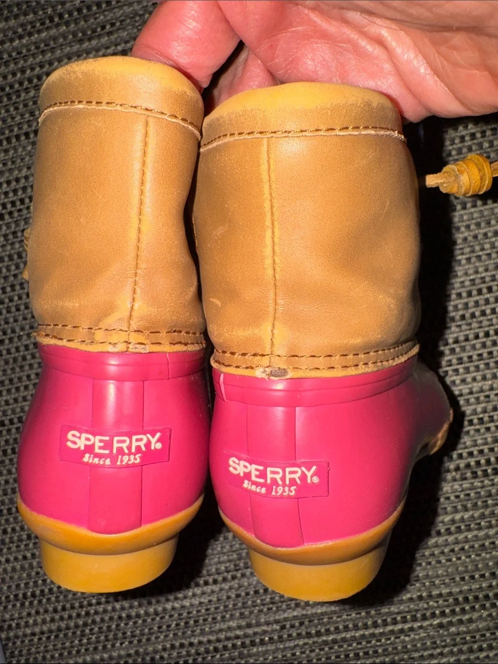 Sperry Girls Saltwater Rain and Snow Boot in hot pink and tan, size 11M